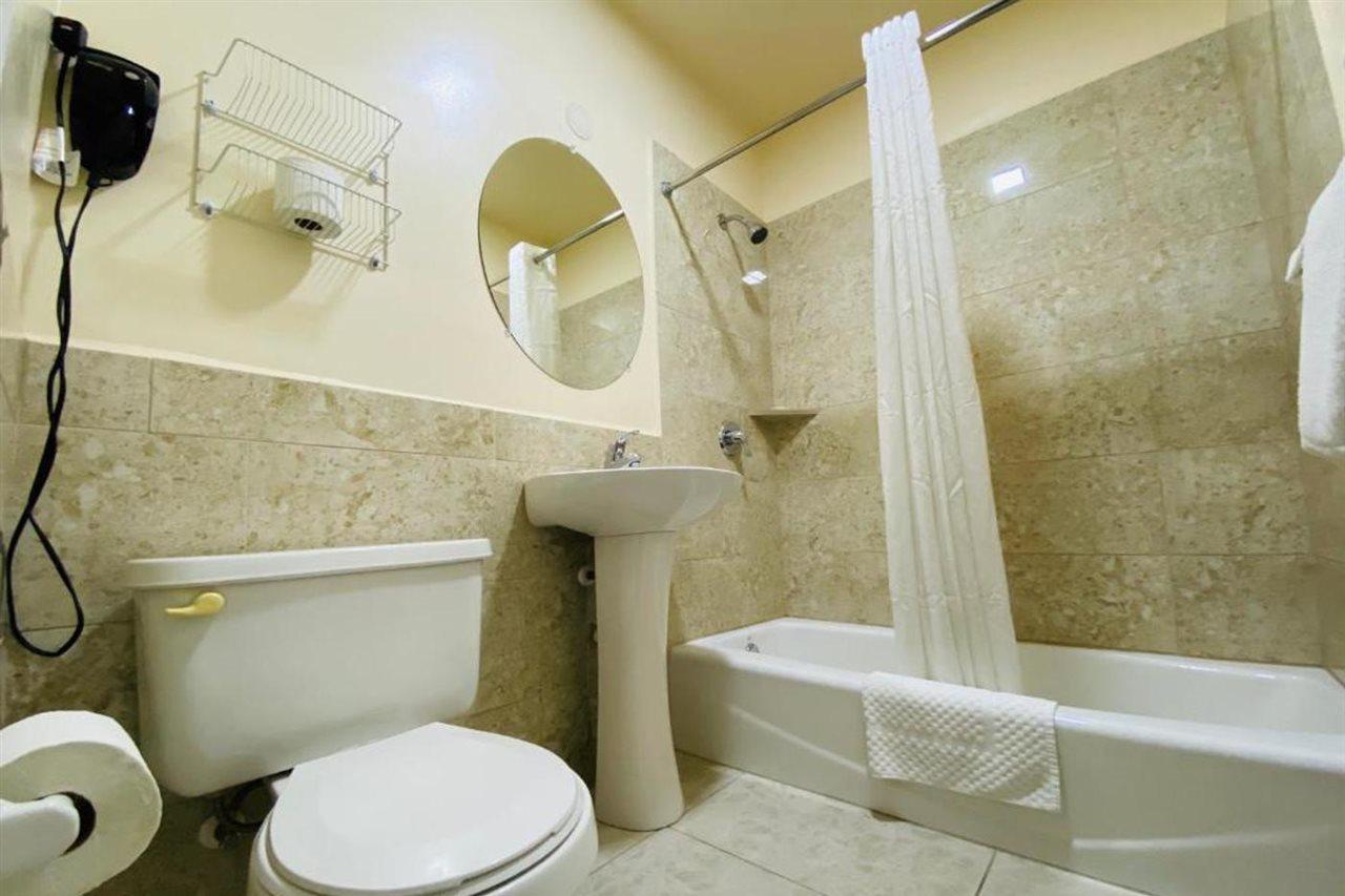 A 1 A Super Inn Ормонд Бич Экстерьер фото