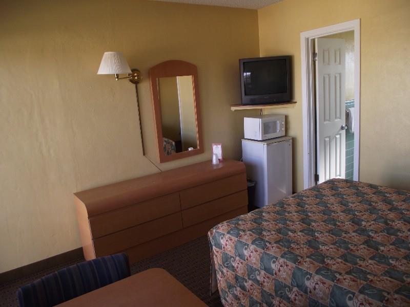 A 1 A Super Inn Ормонд Бич Номер фото